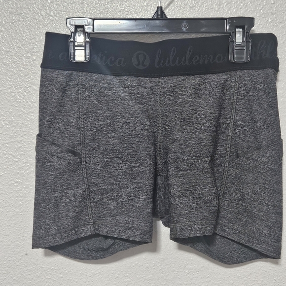 Lululemon what the sport shorts size 4 - Picture 1 of 8